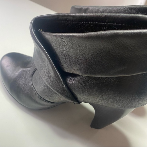 Black witchy healed boots by Sofft Size 8 - Picture 2 of 5